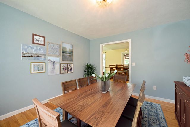 4 Hudson Drive, Kensington, NH 03833