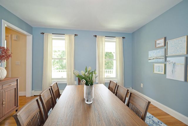 4 Hudson Drive, Kensington, NH 03833