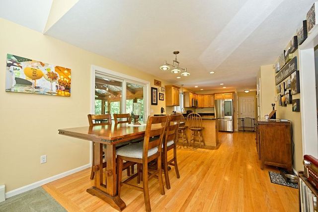 4 Hudson Drive, Kensington, NH 03833
