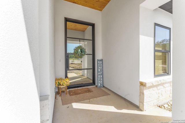 740 Sharp Springs, Bulverde, TX 78163