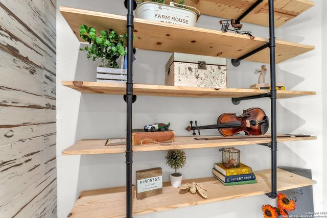 740 Sharp Springs, Bulverde, TX 78163