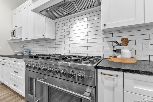 740 Sharp Springs, Bulverde, TX 78163