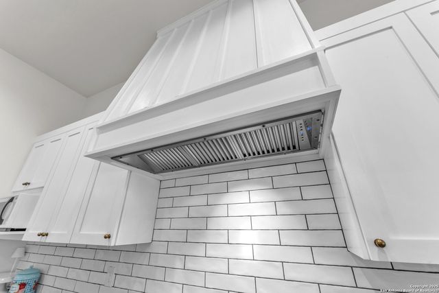 740 Sharp Springs, Bulverde, TX 78163