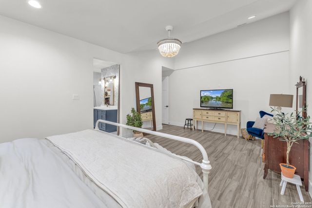 740 Sharp Springs, Bulverde, TX 78163