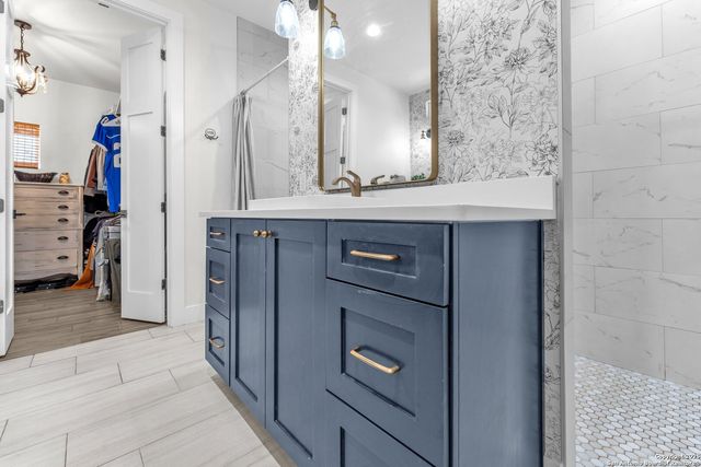 740 Sharp Springs, Bulverde, TX 78163