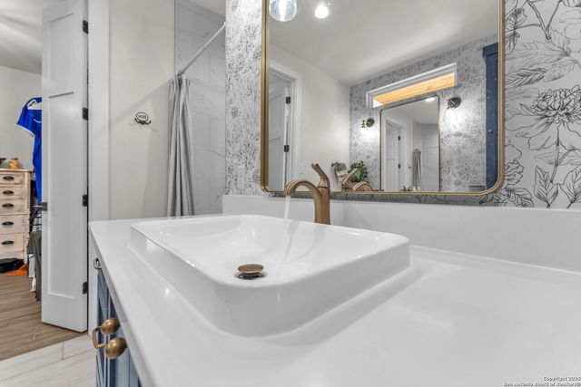 740 Sharp Springs, Bulverde, TX 78163