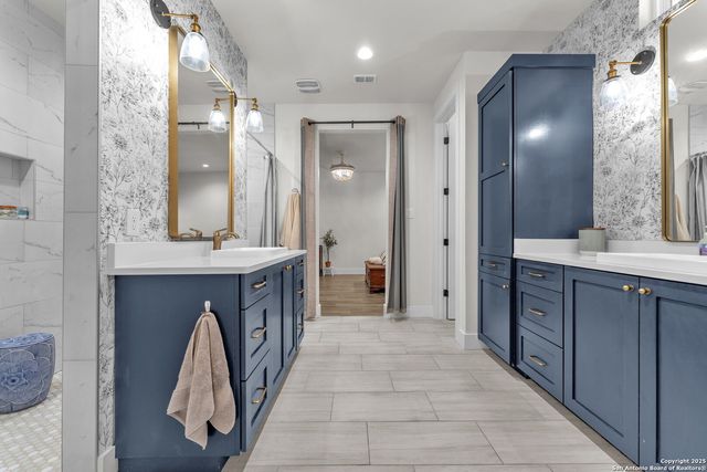 740 Sharp Springs, Bulverde, TX 78163