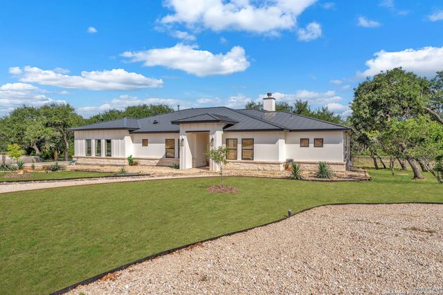 740 Sharp Springs, Bulverde, TX 78163