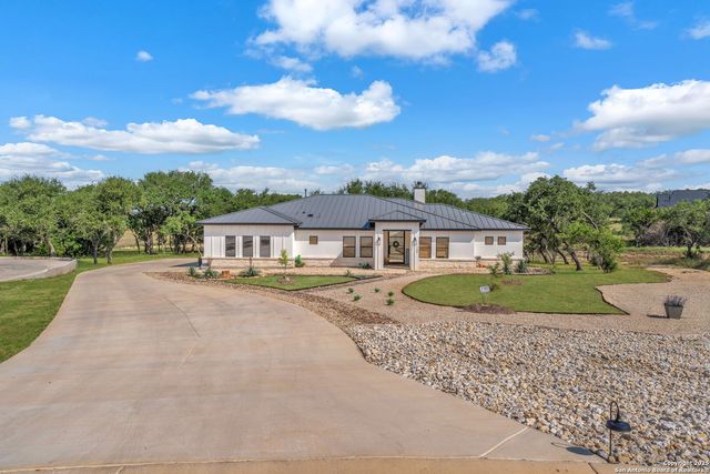 740 Sharp Springs, Bulverde, TX 78163