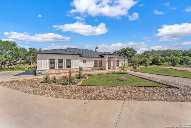 740 Sharp Springs, Bulverde, TX 78163