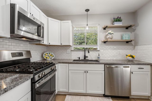 5522 Rivertree Lane, Spring, TX 77379