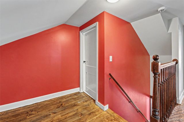 13209 E 13 Mile Road, Warren, MI 48088