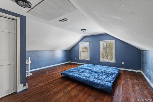 13209 E 13 Mile Road, Warren, MI 48088