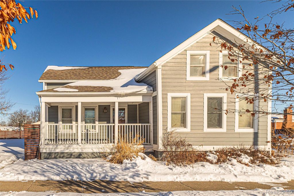 13209 E 13 Mile Road, Warren, MI 48088