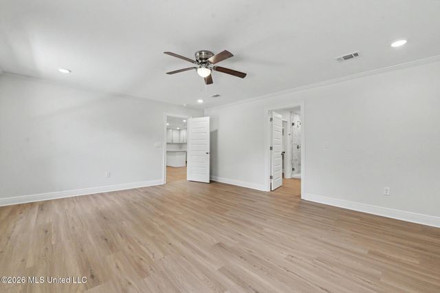 12908 Dixie Hill Drive, Moss Point, MS 39562