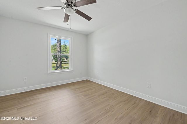 12908 Dixie Hill Drive, Moss Point, MS 39562