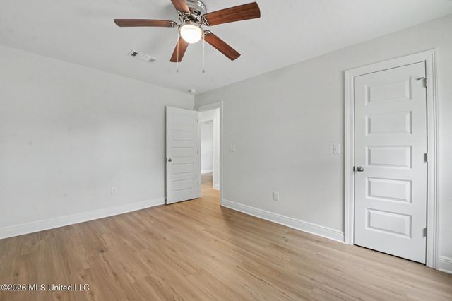 12908 Dixie Hill Drive, Moss Point, MS 39562