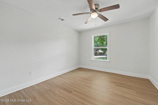 12908 Dixie Hill Drive, Moss Point, MS 39562