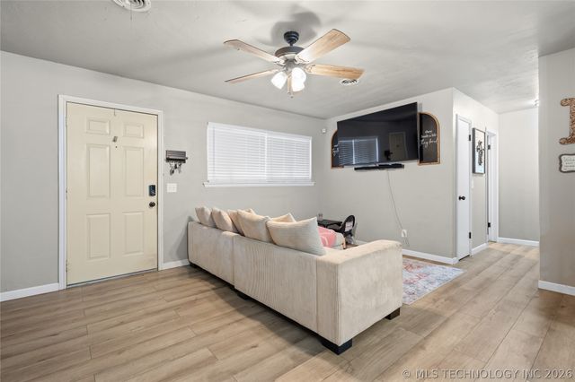 1419 W Oklahoma, Sulphur, OK 73086