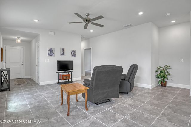 1029 Canfield Circle SE, Palm Bay, FL 32909