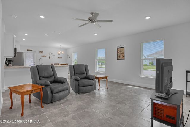 1029 Canfield Circle SE, Palm Bay, FL 32909