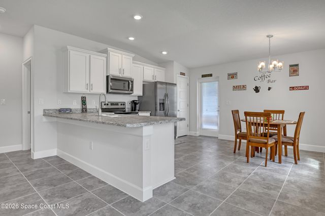 1029 Canfield Circle SE, Palm Bay, FL 32909