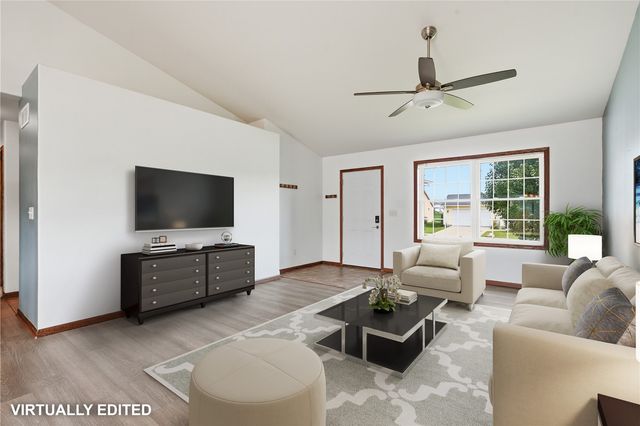 6383 Cope Drive, Marion, IA 52302