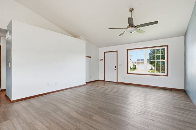 6383 Cope Drive, Marion, IA 52302