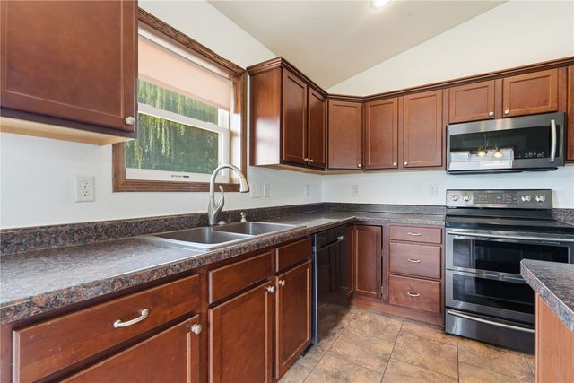 6383 Cope Drive, Marion, IA 52302