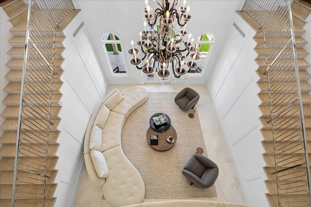 4340 N Bay Rd, Miami Beach, FL 33140