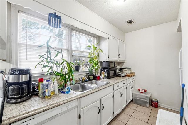 2129 Golfview SE Drive, Conyers, GA 30013