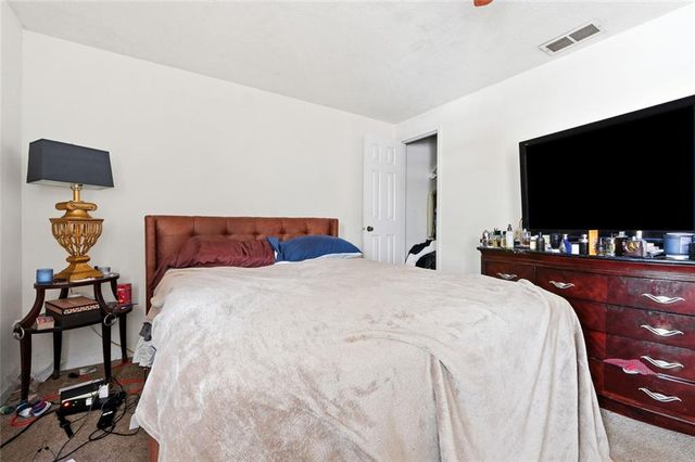 2129 Golfview SE Drive, Conyers, GA 30013