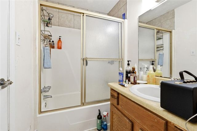 2129 Golfview SE Drive, Conyers, GA 30013