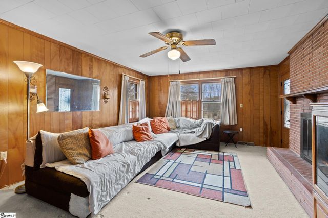 1026 Sunset Boulevard, Clinton, SC 29325