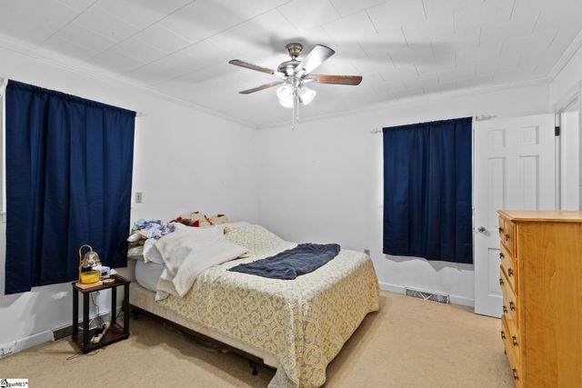 1026 Sunset Boulevard, Clinton, SC 29325