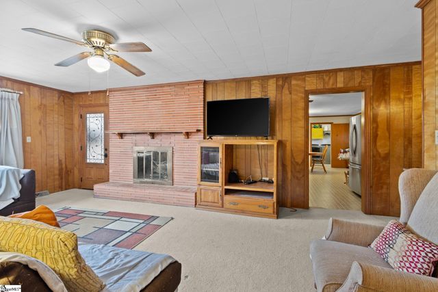 1026 Sunset Boulevard, Clinton, SC 29325