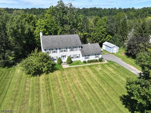 31 Summit Rd, Green Twp., NJ 07821