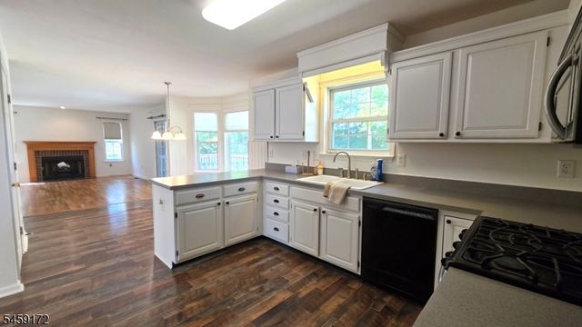 31 Summit Rd, Green Twp., NJ 07821