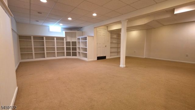 31 Summit Rd, Green Twp., NJ 07821