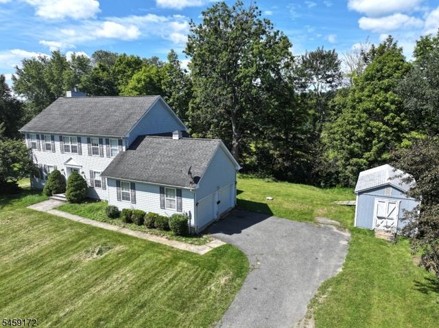 31 Summit Rd, Green Twp., NJ 07821