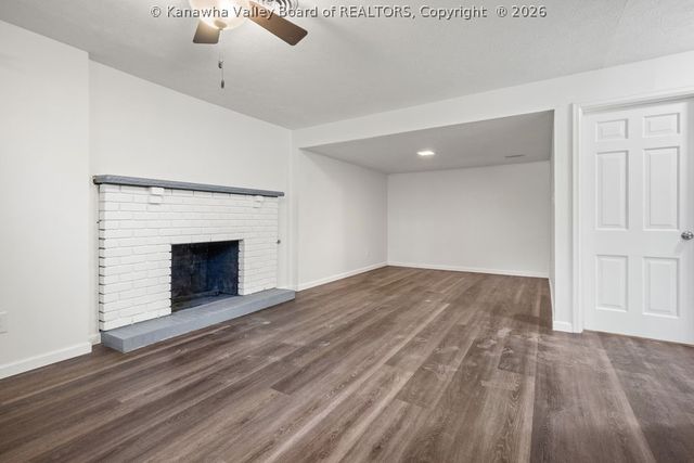 1384 Nottingham Road, Charleston, WV 25314
