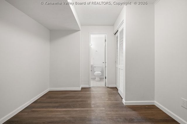 1384 Nottingham Road, Charleston, WV 25314