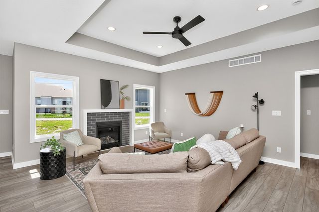 205 11th Court NW, Bondurant, IA 50035