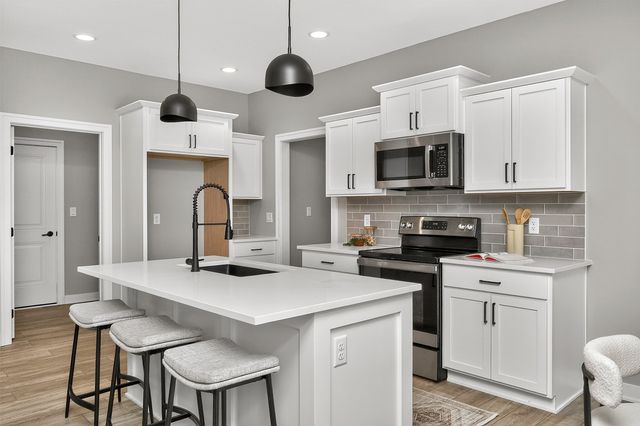205 11th Court NW, Bondurant, IA 50035