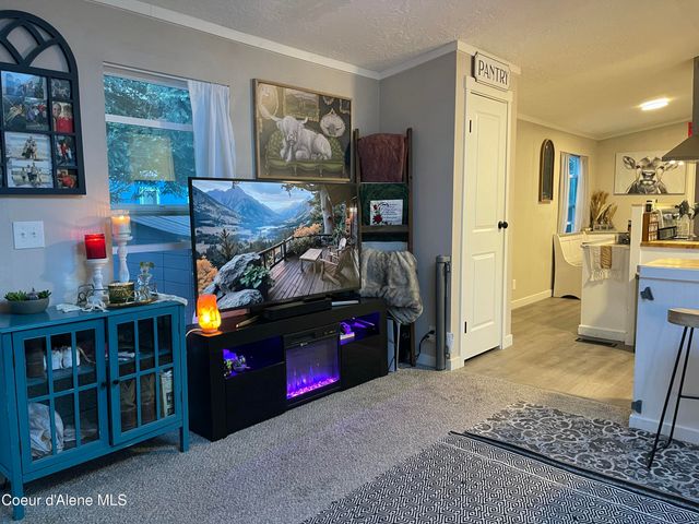 8582 W Park LOOP, Rathdrum, ID 83858