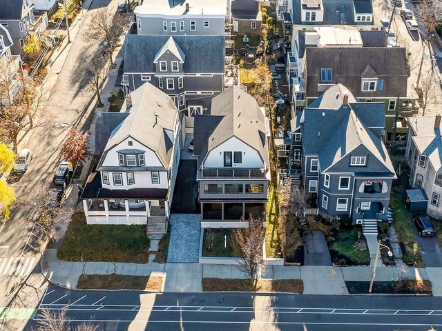 202 Powder House Blvd 2, Somerville, MA 02144