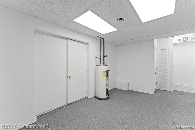 25611 Van Born Road, Taylor, MI 48180