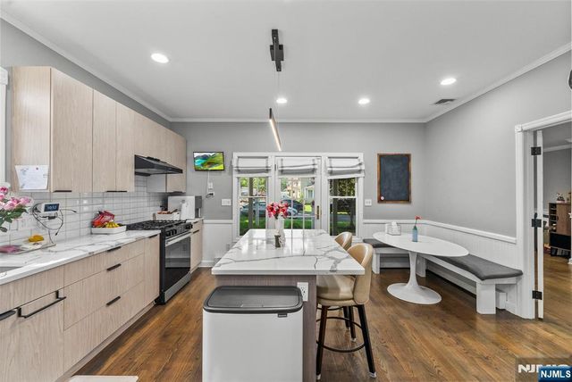 200 Hillside Avenue, River Edge, NJ 07661