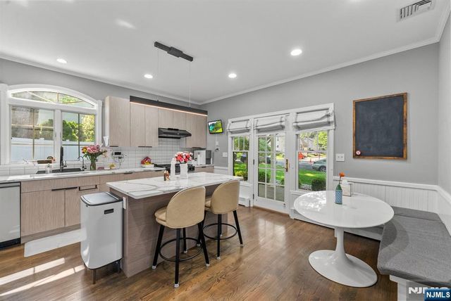 200 Hillside Avenue, River Edge, NJ 07661