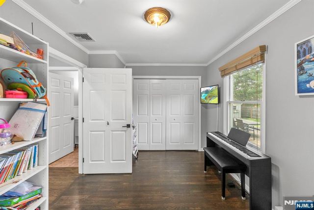 200 Hillside Avenue, River Edge, NJ 07661